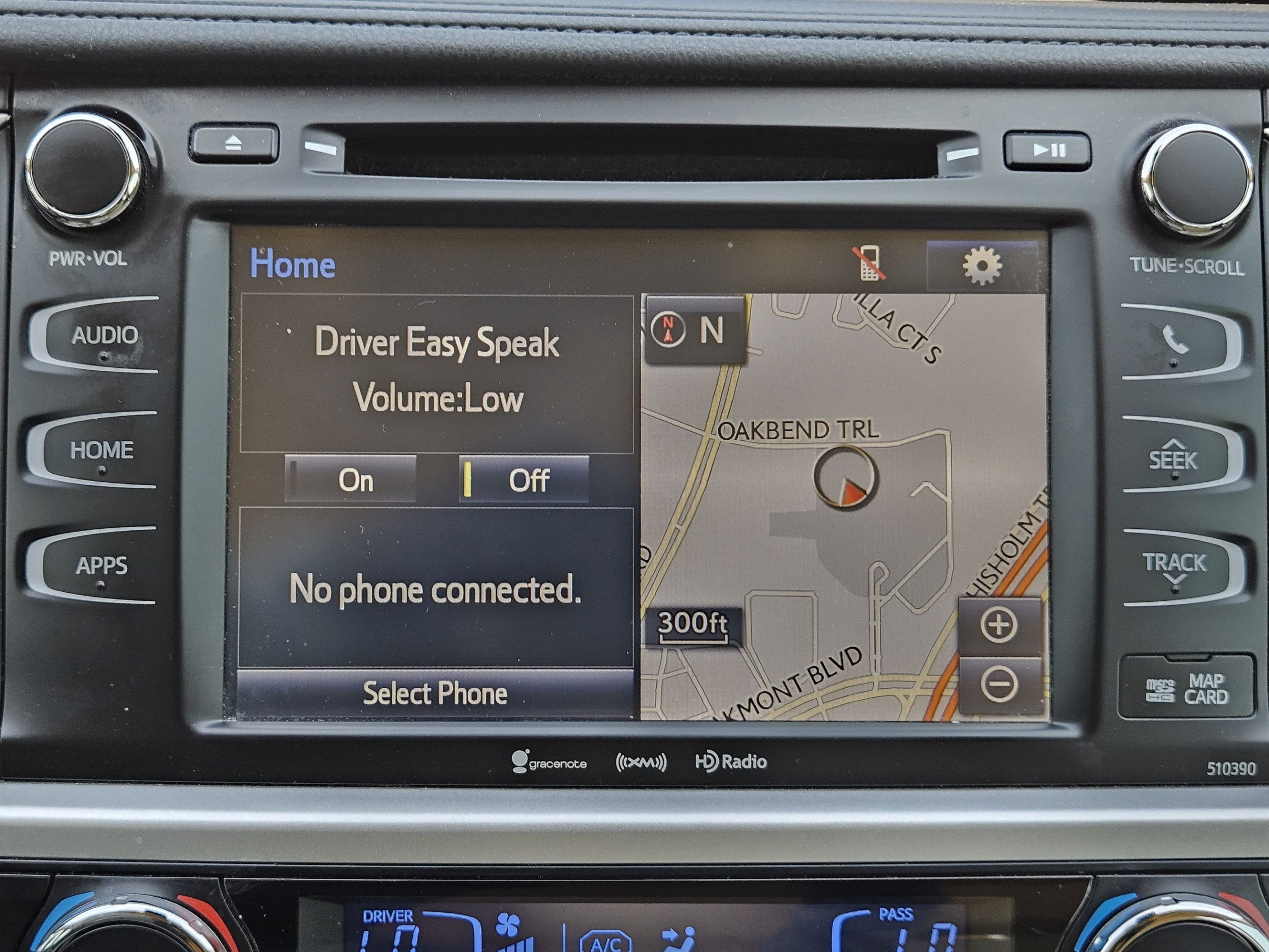 Used 2019 Toyota Highlander XLE FWD image 9