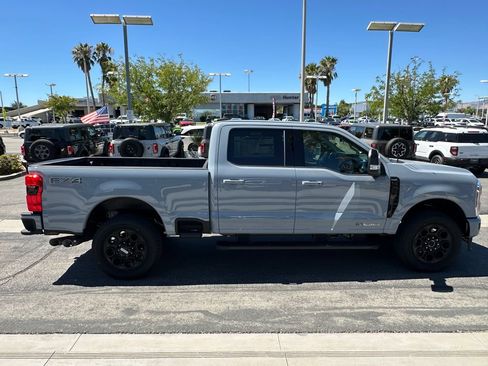 New 2026 Ford F250 Lariat w/ Black Appearance Package AWD/4WD image 9