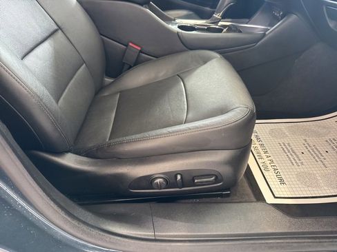 Used 2020 Chevrolet Malibu Premier image 26