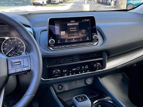 New 2026 Nissan Rogue SV FWD image 6