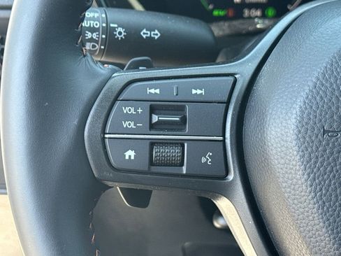 Used 2025 Honda CR-V Sport-L image 25