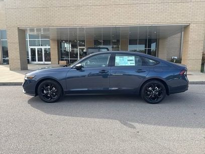 New 2025 Honda Accord SE