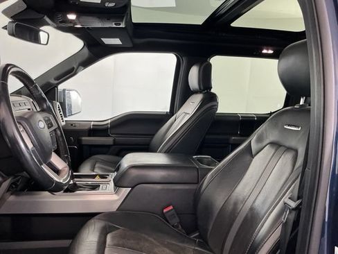 Used 2019 Ford F150 Platinum w/ Equipment Group 701A Luxury AWD/4WD image 9