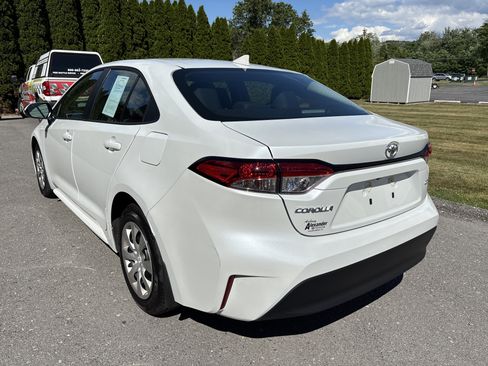 Certified 2025 Toyota Corolla LE FWD image 6