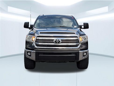 Used 2017 Toyota Tundra SR5 w/ TRD Off Road Package AWD/4WD image 10