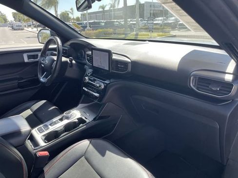 Used 2022 Ford Explorer ST-Line RWD image 30