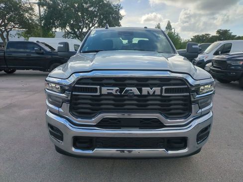 Used 2026 RAM 2500 Big Horn AWD/4WD image 4