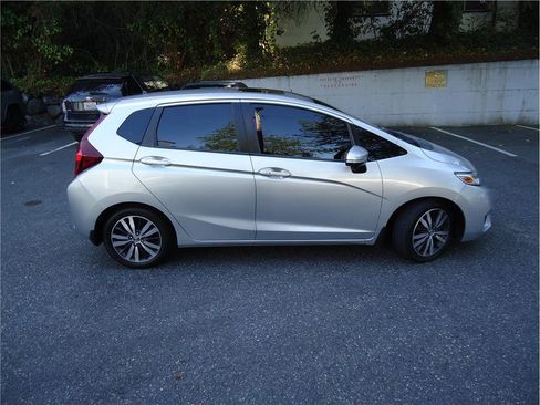 Used 2015 Honda Fit EX image 5