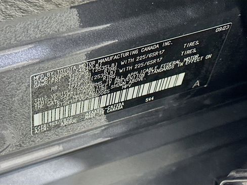 Used 2023 Toyota RAV4 LE image 32