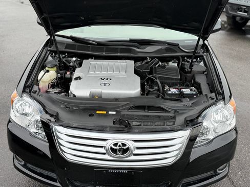 Used 2008 Toyota Avalon XLS image 2
