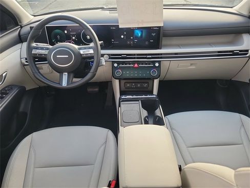 Used 2025 Hyundai Tucson SEL image 16