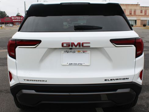 New 2026 GMC Terrain Elevation w/ Elevation Premium Package image 6