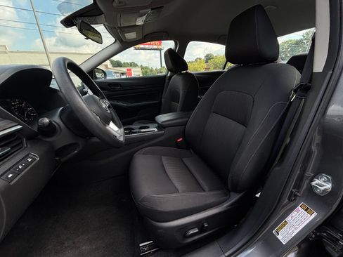Used 2026 Nissan Altima 2.5 SV FWD image 26