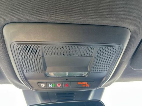 New 2025 Chevrolet Equinox EV LT image 23