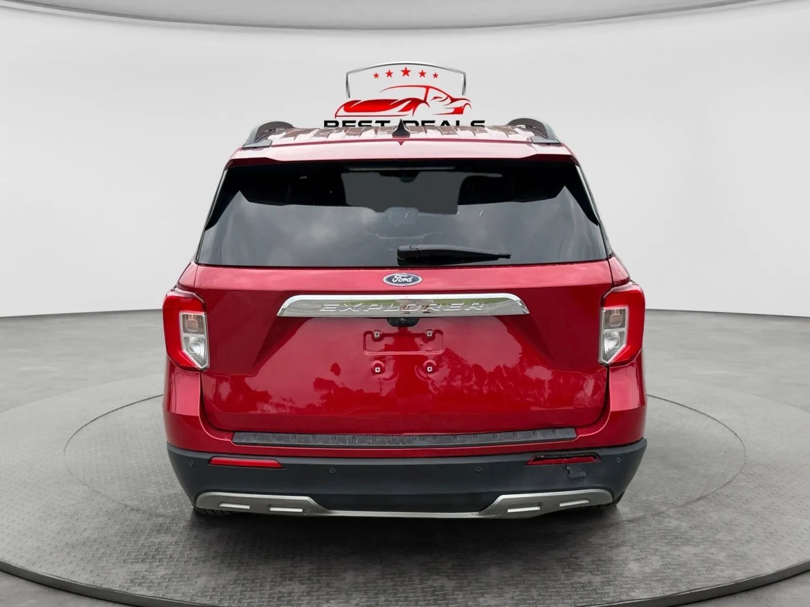 Used 2023 Ford Explorer XLT w/ Equipment Group 202A RWD image 5
