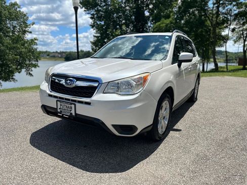 Used 2014 Subaru Forester 2.5i Premium w/ Popular Package #2 AWD/4WD image 1