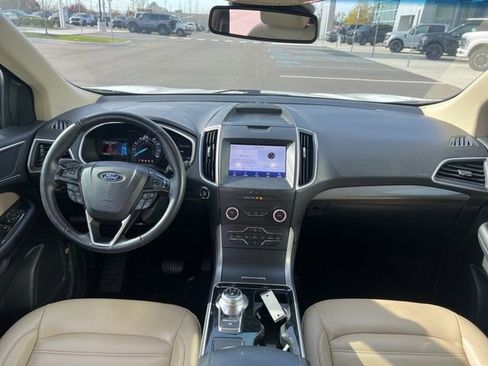 Used 2020 Ford Edge SEL w/ Convenience Package AWD/4WD image 17