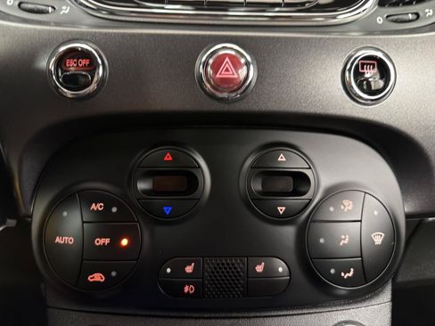 Used 2018 FIAT 500 e w/ Esport Package FWD image 22