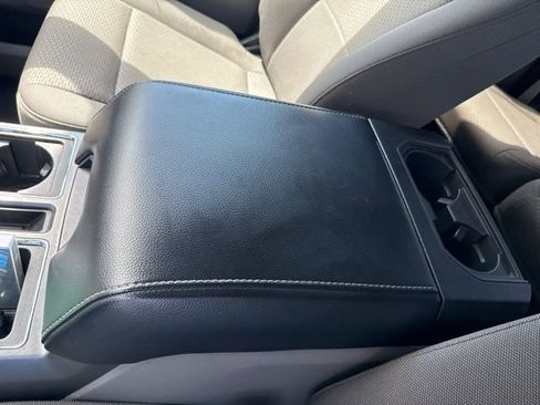 Used 2019 Ford F150 XLT w/ Equipment Group 302A Luxury AWD/4WD image 21