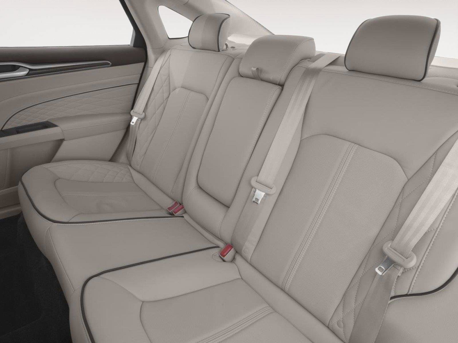 Used 2018 Ford Fusion Platinum FWD image 10