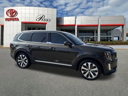 Used 2022 Kia Telluride EX w/ EX Premium Package