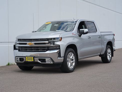 Used 2019 Chevrolet Silverado 1500 LTZ w/ LTZ Premium Package AWD/4WD image 7