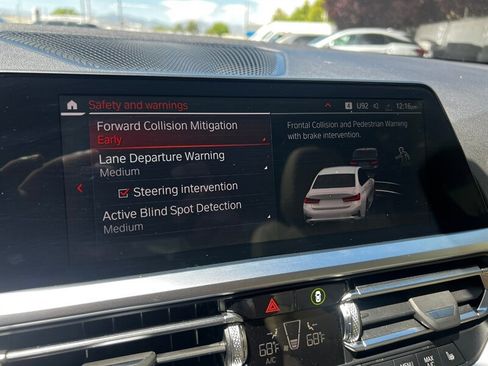 Used 2022 BMW 330e xDrive w/ Driving Assistance Package AWD/4WD image 36