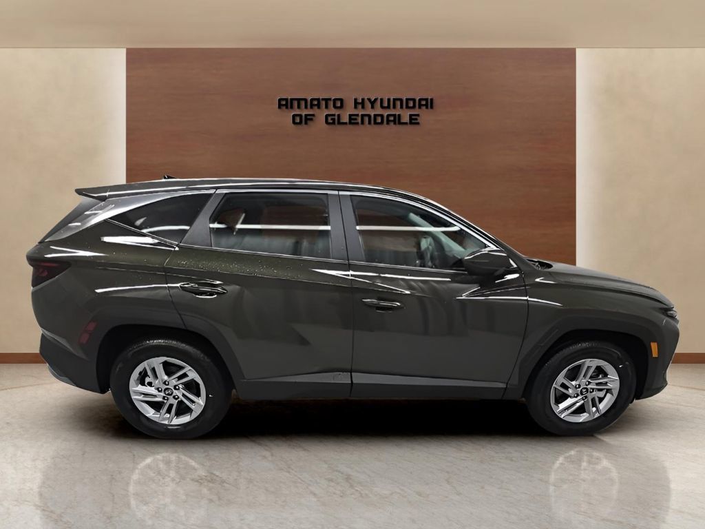 New 2026 Hyundai Tucson SE FWD image 7