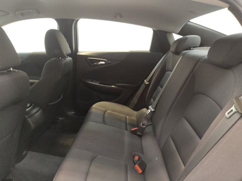 Used 2024 Chevrolet Malibu LS FWD image 18