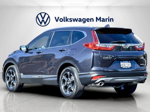 Used 2018 Honda CR-V Touring image 3