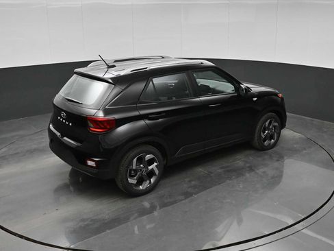 New 2026 Hyundai Venue SEL FWD image 33