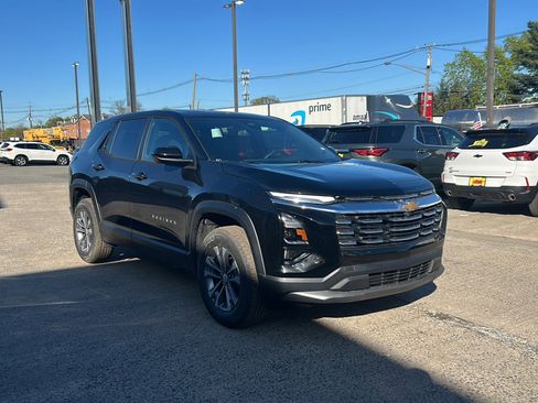 New 2026 Chevrolet Equinox LT AWD/4WD image 5