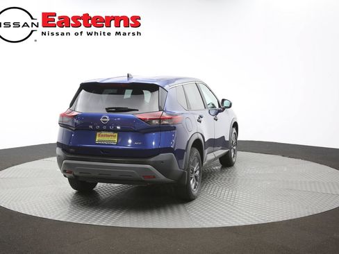 Used 2023 Nissan Rogue S AWD/4WD image 39