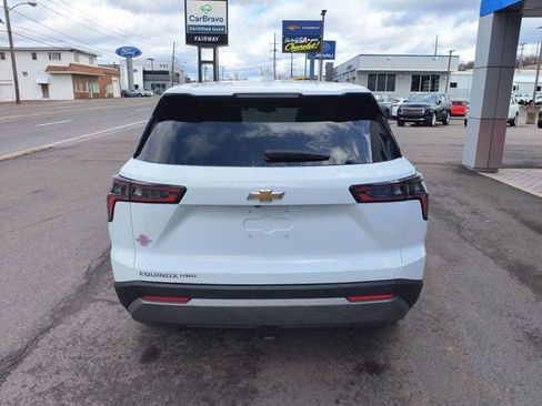 Used 2025 Chevrolet Equinox LT AWD/4WD image 7