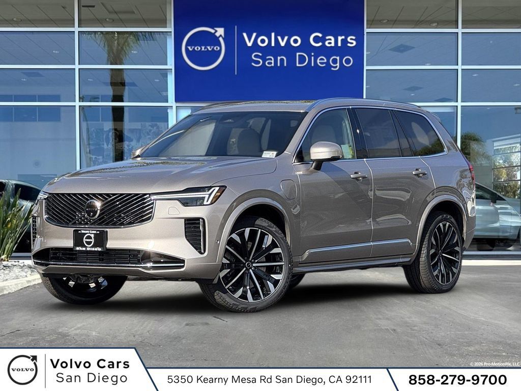 New 2026 Volvo XC90 T8 Plus AWD/4WD image 1