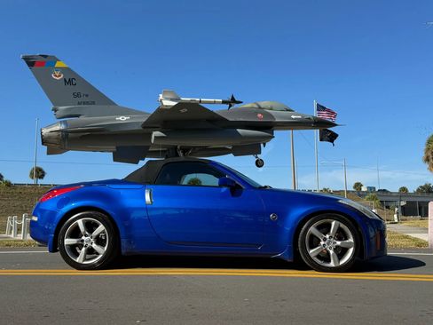 Used 2007 Nissan 350Z Touring image 1