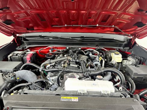Used 2026 Toyota Tacoma SR5 AWD/4WD image 33