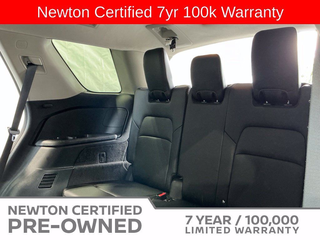 Used 2024 Nissan Pathfinder SL AWD/4WD image 25