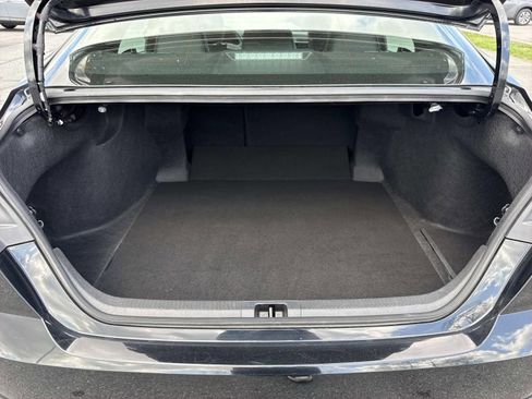 Used 2025 Toyota Camry SE image 27