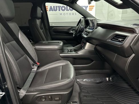Used 2023 Chevrolet Tahoe Z71 w/ Luxury Package AWD/4WD image 21
