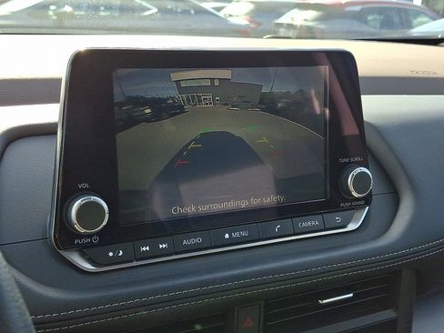 Certified 2023 Nissan Rogue SV image 20