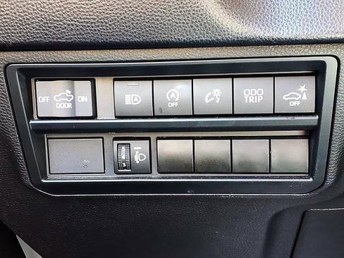 Used 2023 Toyota Tundra SR5 w/ SR5 Convenience Package RWD image 25
