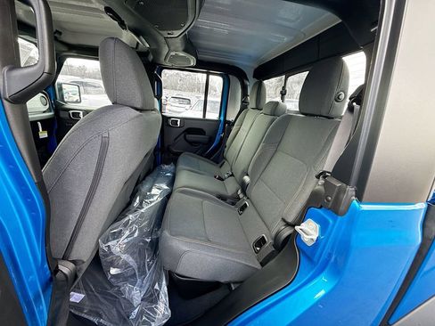 New 2026 Jeep Gladiator Sport image 52