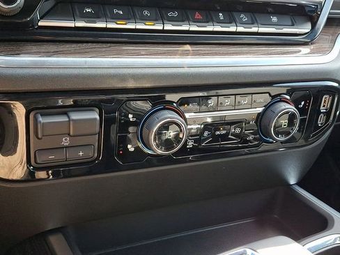 Certified 2025 Chevrolet Silverado 1500 LT image 15