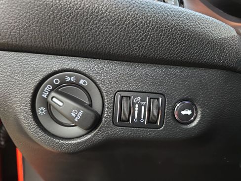 Used 2017 Dodge Challenger R/T Scat Pack RWD image 23