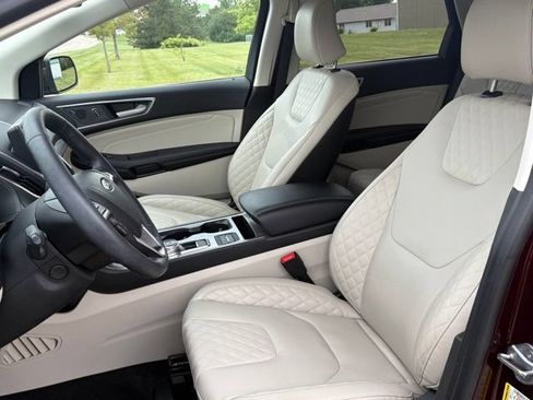 Certified 2024 Ford Edge Titanium AWD/4WD image 11
