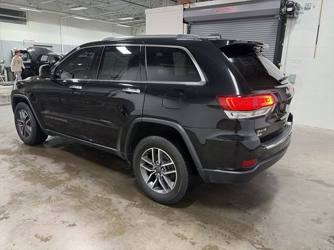 Used 2021 Jeep Grand Cherokee Limited AWD/4WD image 5