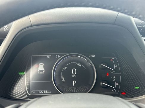 Used 2023 Lexus UX 250h AWD w/ Premium Package image 15