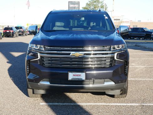 Used 2023 Chevrolet Suburban Premier AWD/4WD image 4