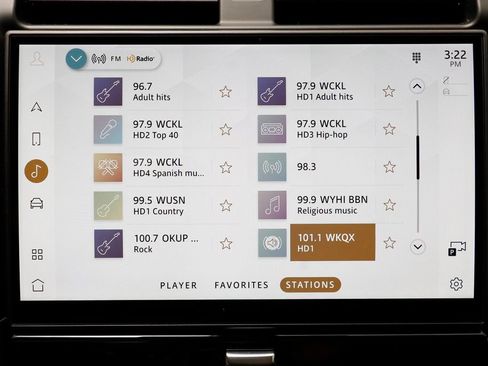 Certified 2025 Land Rover Discovery S image 10